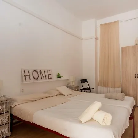Big Flat At Center Of Valencia. Wifi Apartment *