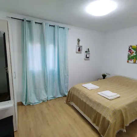 Appartement On-line Luxury Apart Sollana 2, Free Wi-fi *