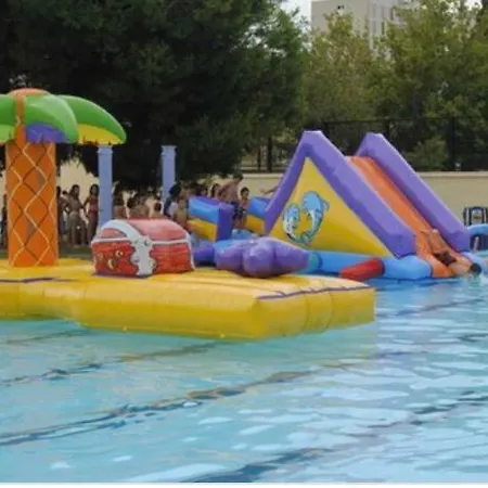 Szálloda Calle De Frederica Montseny 'politica' Casa O Chalet