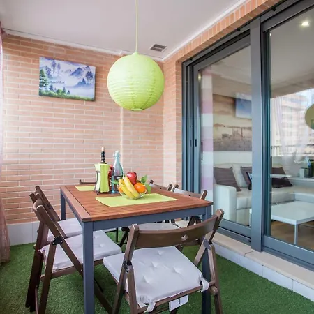 公寓 On The Beach,pool,wifi,garage,valencia 瓦伦西亚