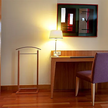 Istay By Nh Ciudad De Hotel Valencia