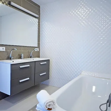 Modern In Valencie