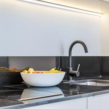 Goerlich By Alma Valencie