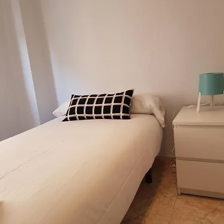 Cozy 3 Bedroom 1 Bathroom By Joaquin Sorolla Station バレンシア
