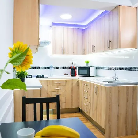 Appartement On-line Luxury Apart Sollana 2, Free Wi-fi *