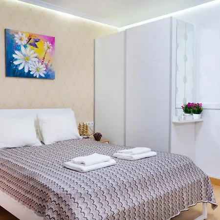 アパート On-line Luxury Apart Platanos, Free Wi-fi