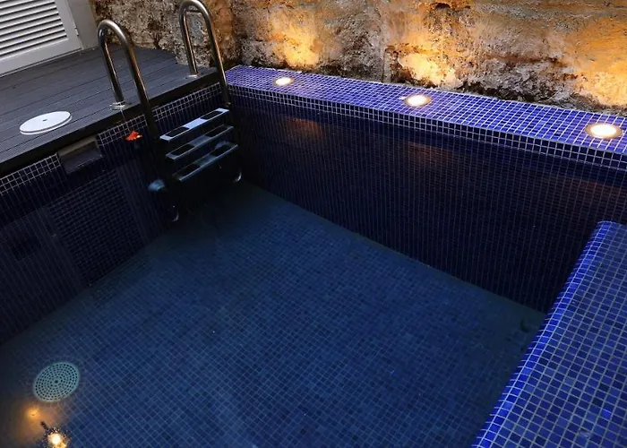 Loft Independiente Con Piscina Compartida En Centro De *