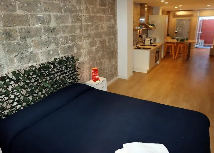 Διαμέρισμα Loft Independiente Con Piscina Compartida En Centro De *