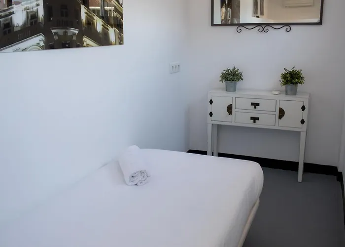Florit Flats - Cabanyal 3 Bedroom Wifi Ac Terrace Penthouse * Valencia