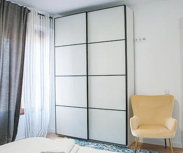 아파트 Laura Campanar