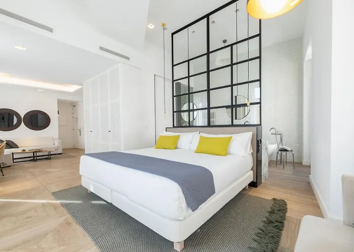 Myr Marques House 4*