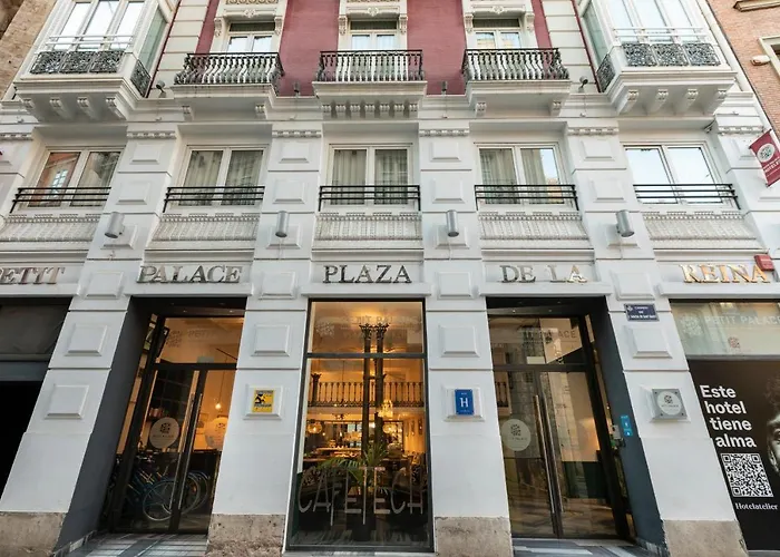 Petit Palace Plaza De La Reina 3* فالنسيا