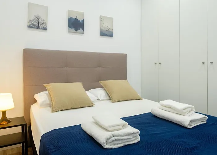 With Super Comfortable Beds 발렌시아