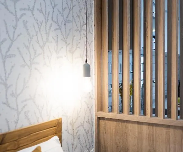 Florit Flats - The Maritim Serreria