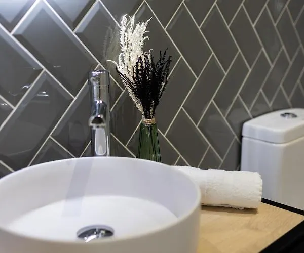 Affittacamere Florit Flats - The Maritim Serreria 4*