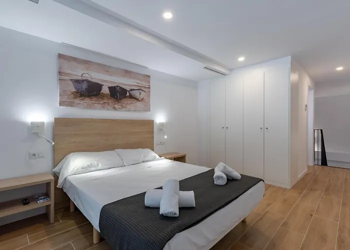 Travel Habitat Alameda Suites. Valencie
