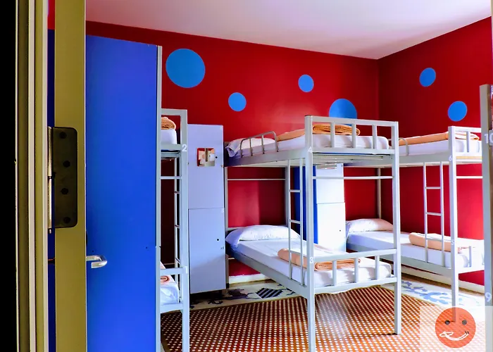 Hostel Purple Nest Valencia