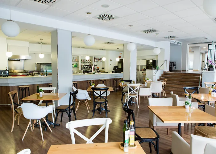 Sweet Renasa Hotel 3*