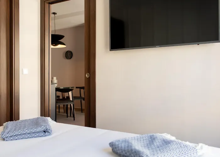 Ramirez Flats 4* Valenza