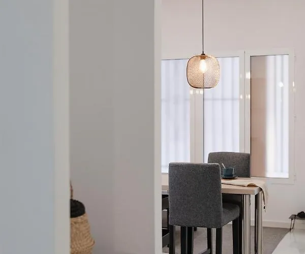 Digital Nomad Retreat 2 -great Location Near Metro 아파트 *