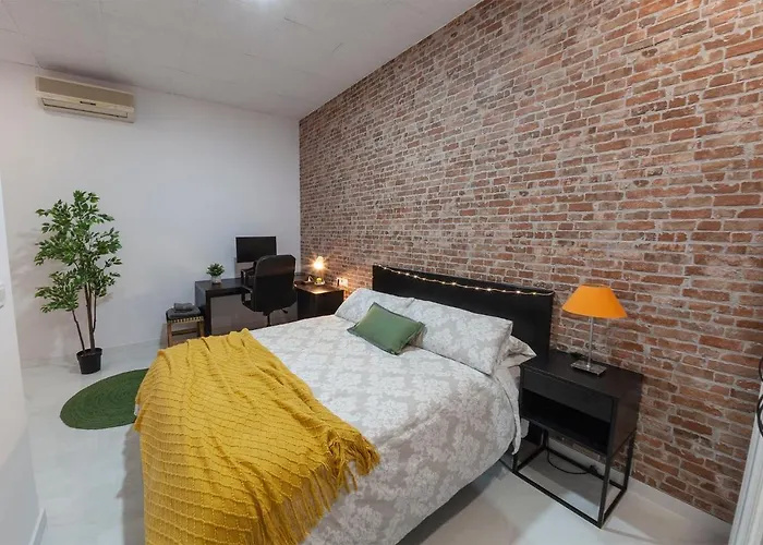 Digital Nomad Retreat 2 -great Location Near Metro