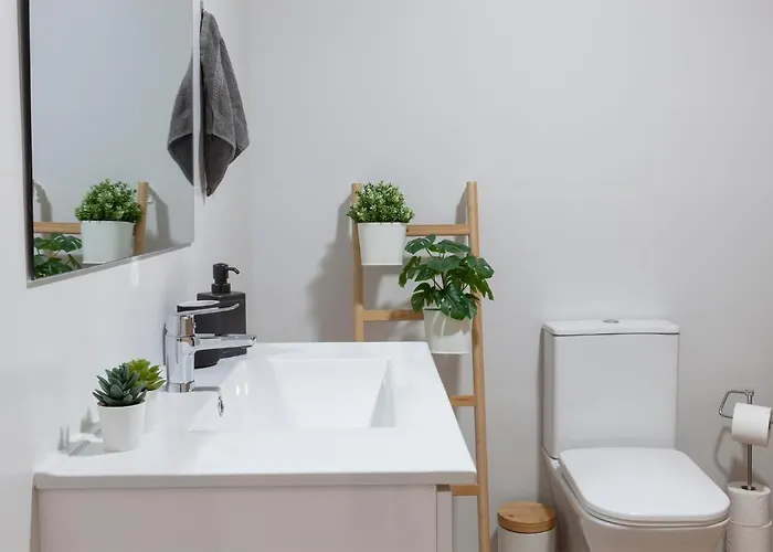 아파트 Digital Nomad Retreat 2 -great Location Near Metro