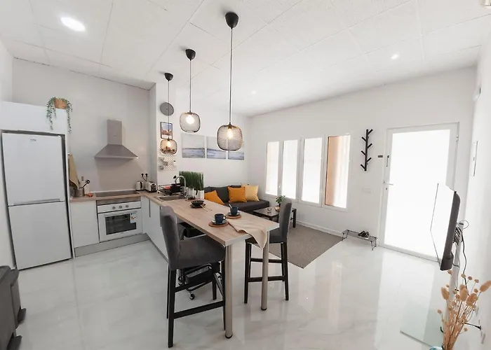 Digital Nomad Retreat 2 -great Location Near Metro *