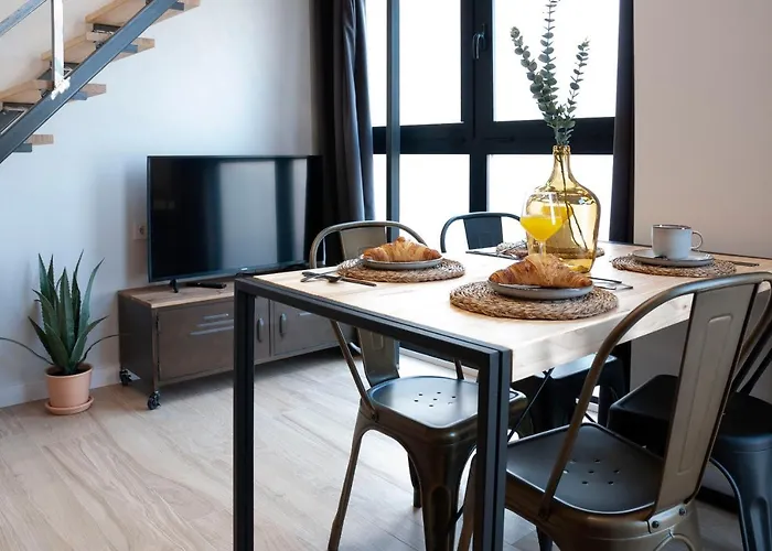 아파트 Loft Con Caracter En Valencia. *
