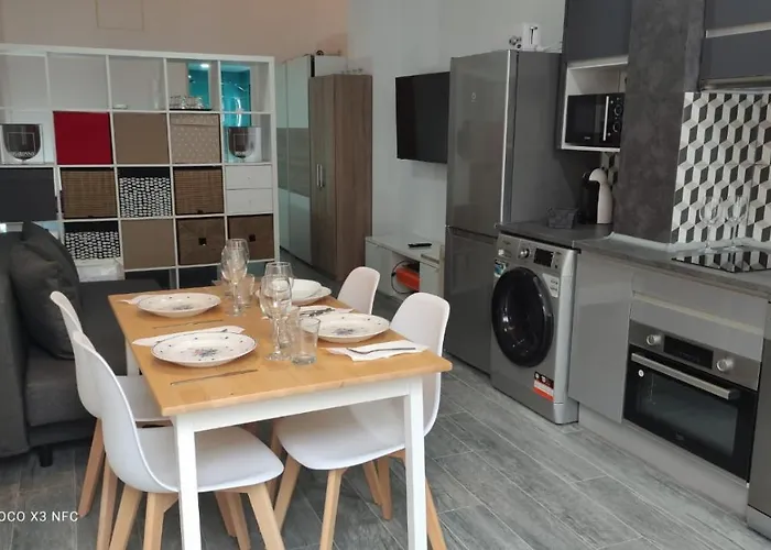 Apartmentsuitespain Playa - Universidades