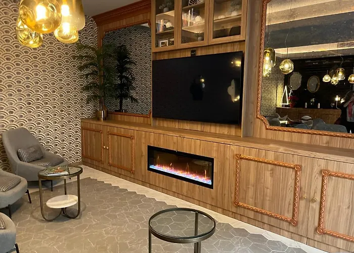 Sh Ingles Boutique Hotel