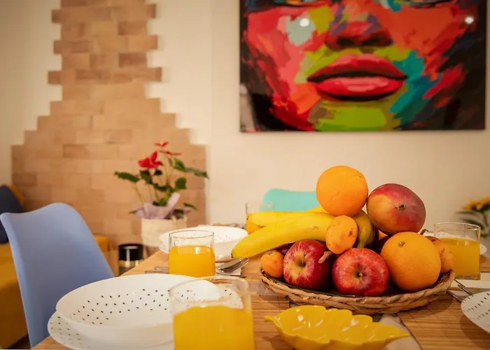 Penthouse Duplex In A 4 Floors Spanish House -8 Min To Center By Metro Διαμέρισμα *