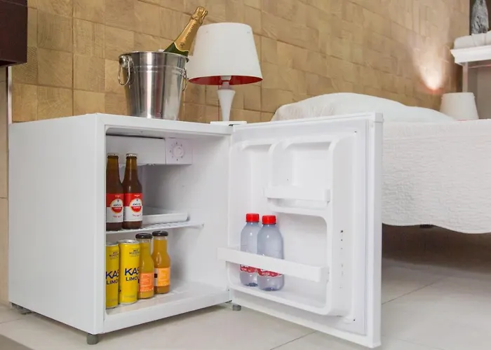 L'otelet By Sweet Valence