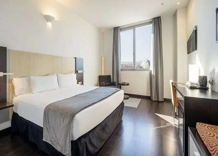 伊鲁尼阿奎拉4号康福特尔酒店