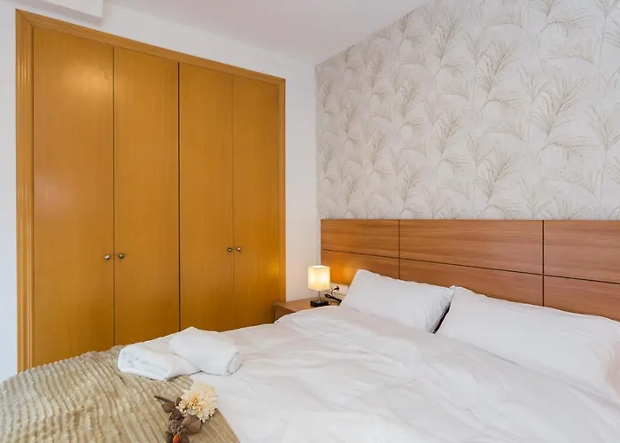 Piso Familiar Cerca Del Centro, Ac Y Wifi Gratis Lejlighed Valencia