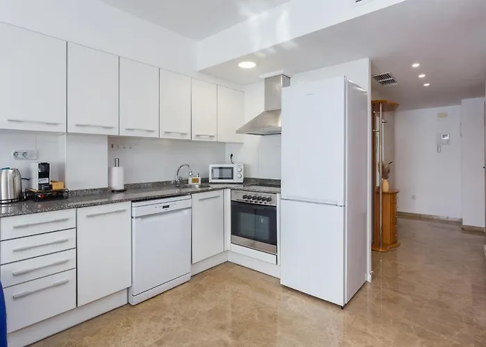 Piso Familiar Cerca Del Centro, Ac Y Wifi Gratis Lejlighed Valencia