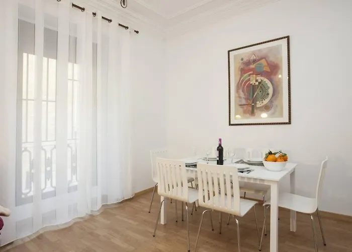 Apartament Singularstays Seu V *