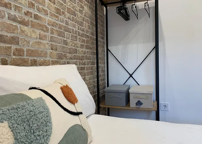 Valencia Beach Rooms Δωμάτια σε οικογενειακή κατοικία *