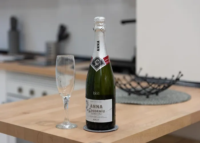 شقة Spacious Oceanografic Flats