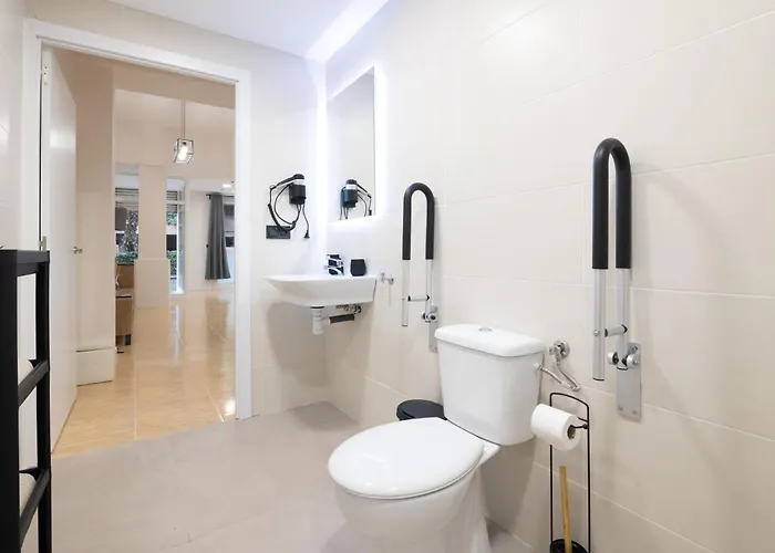 Spacious Oceanografic Flats * فالنسيا