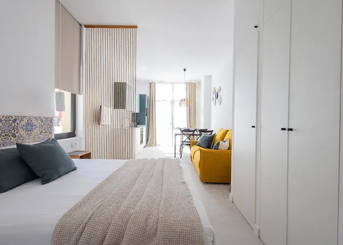 Florit Flats - Stylish By The Joaquin Sorolla Station * Βαλένθια