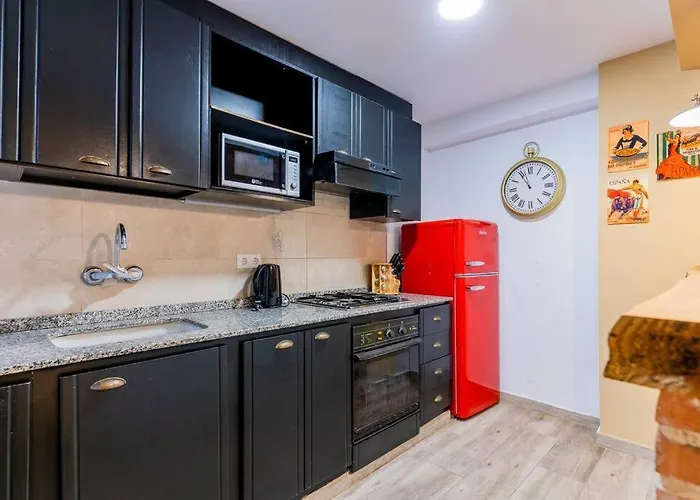 Ciudad Artes Gem: Stylish Near Ruzafa & * Valencia