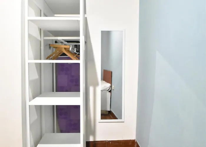 Cerca De La Plaza Redonda شقة