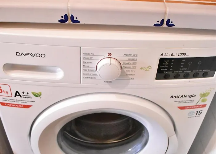 Cerca De La Plaza Redonda *