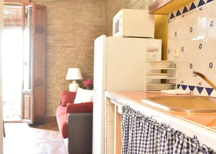 Cerca De La Plaza Redonda * فالنسيا