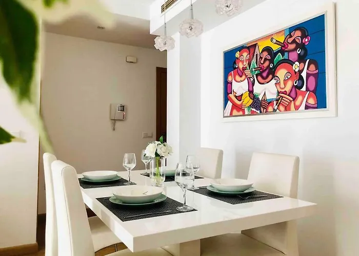 Great Close To Center شقة فالنسيا