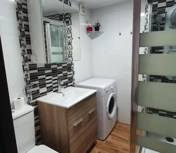 아파트 Sollana Arena