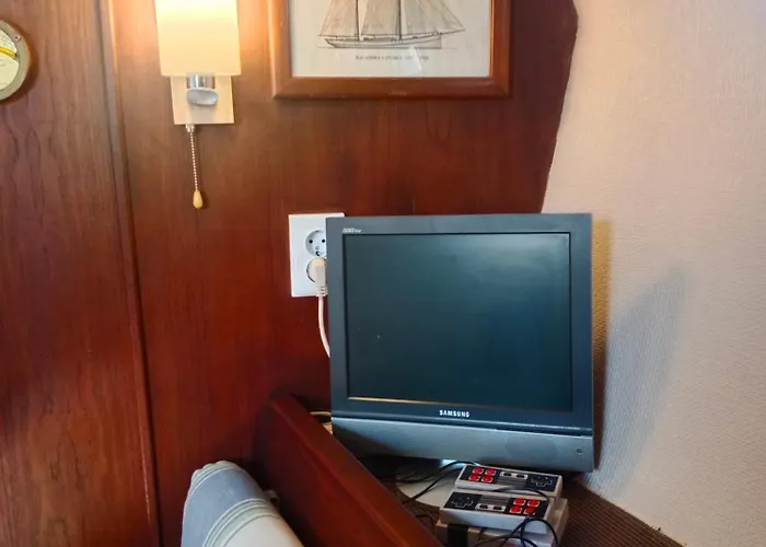 Bateau-hôtel Velero Whimsy