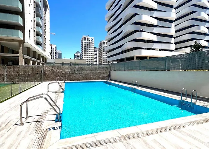 Duplex Piscina, Parking -roig Arena -las Ciencias
