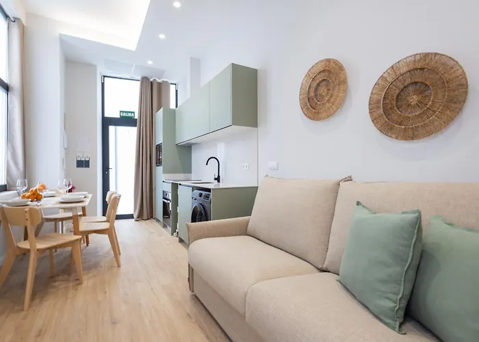 아파트 Florit Flats - The Trafalgar Iv