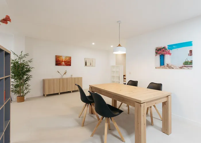 Amplio Cerca Centro Historico Y Turia 5pax 2 Bath